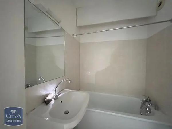 Appartement à louer 1 pièce 20.72m² Talence (33400)