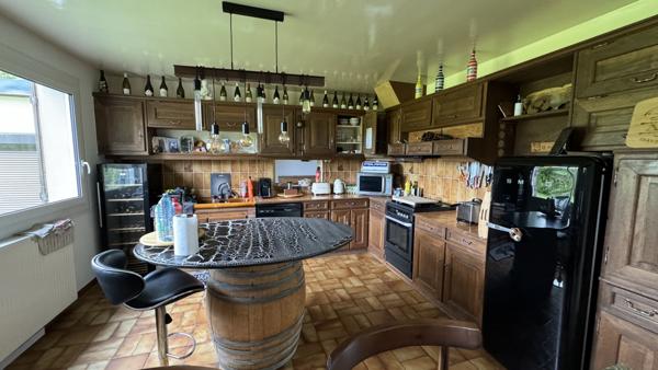 Montsauche-les-Settons (58230) Maison avec etang