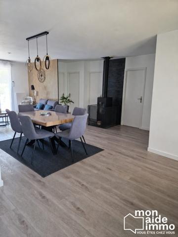 Maison 3 chambres avec piscine à Fargues St Hilaire
