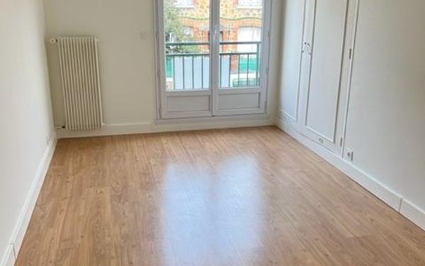 Appartement à vendre    3 pièces • 67,84 m2 Châtillon