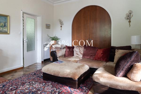 Maison 14 pièce(s) 6 chambre(s) 349 m²