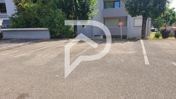 Parking / box 10 m2