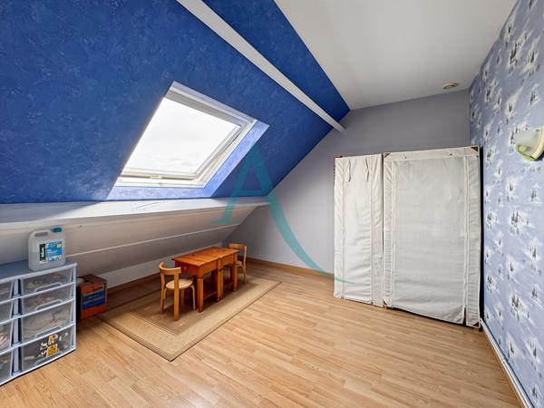 Maison individuelle 7 pièces sur sous-sol total Mennecy