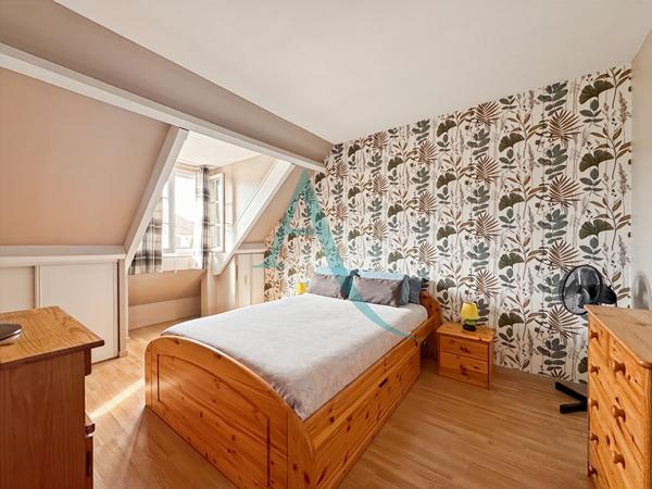 Maison individuelle 7 pièces sur sous-sol total Mennecy