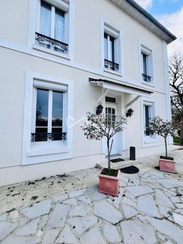 MAISON DE MAITRE DU XIX SIECLE