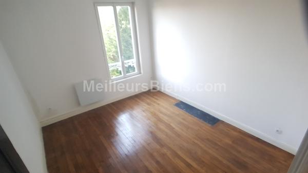 Immeuble / 6 appartements / terrain