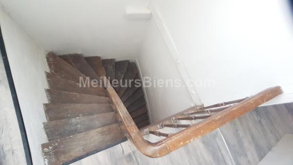 Immeuble / 6 appartements / terrain