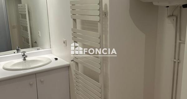 Location Studio 21.34 m² - Le Plessis-robinson 92350