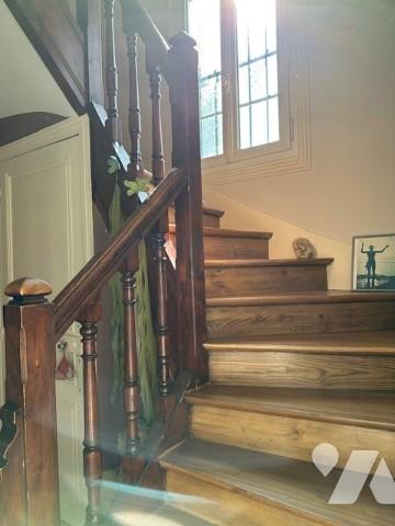 Maison avec dépendances à Vendre à Groslay (95410) en Val-d'Oise (95), 7 pièces, 5 chambres