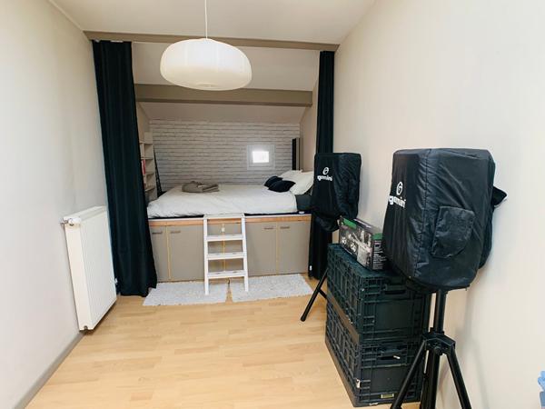 CHAMPDENIERS.Maison 7 pièces de 147m²., Champdeniers 79220