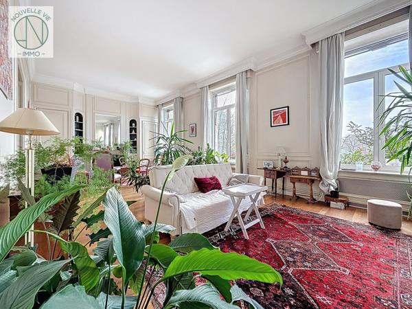 Appartement 4 pièce(s) 3 chambre(s) 207 m²