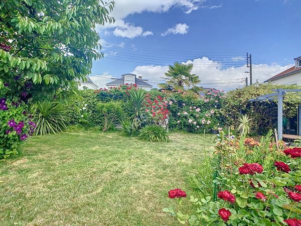 Nantes Marrière - Maison familiale de 5 chambres avec jardin et garage
