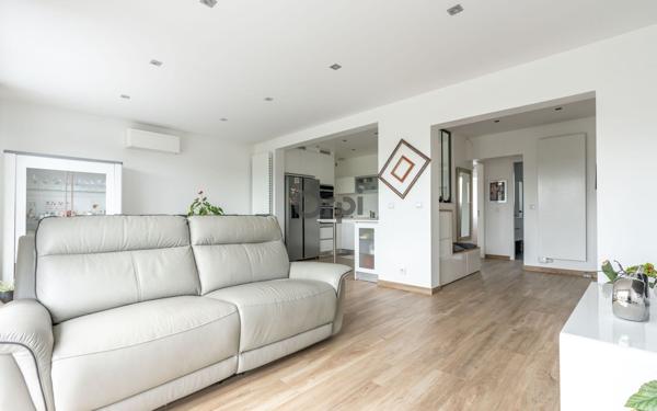 Maison à vendre    11 pièces •  Ormesson-sur-Marne