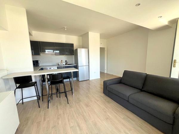 Appartement meublé avec garage et parking / Méru 2 pièce(s) 40.70 m2
