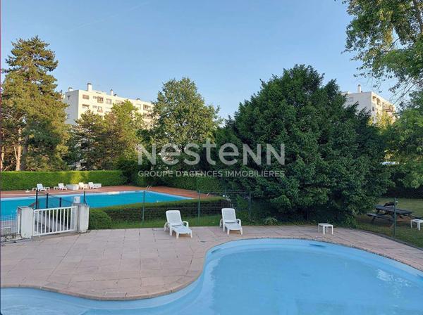 ECULLY, BEL APPARTEMENT DS PARC, PISCINE ET TENNIS