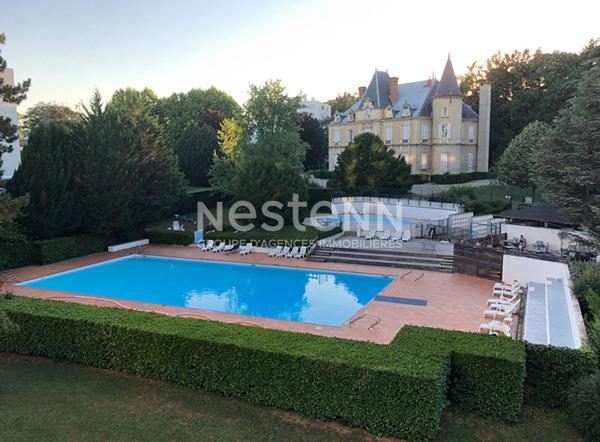 ECULLY, BEL APPARTEMENT DS PARC, PISCINE ET TENNIS