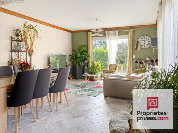 EXCLUSIF ! Auxerre - Maison  10 pièce(s) 156 m2 avec piscine couverte