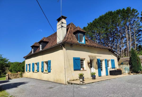 Charmante maison de campagne béarnaise avec annexe