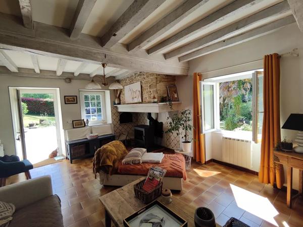 Charmante maison de campagne béarnaise avec annexe