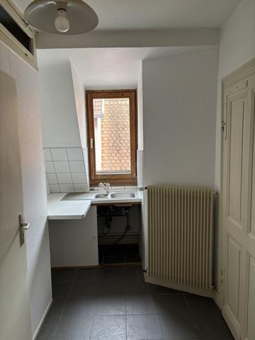 Appartement 2 pièces - cave et greniers - centre historique