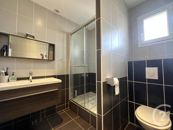 Maison à vendre  5 pièces - 221,16 m2 ST MAURICE DE GOURDANS - 01