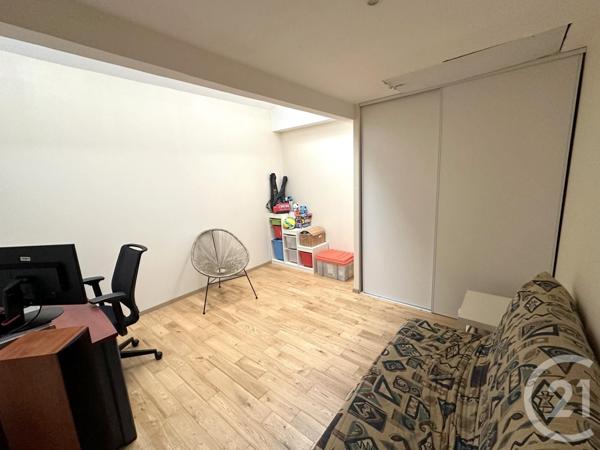 Maison à vendre  5 pièces - 221,16 m2 ST MAURICE DE GOURDANS - 01