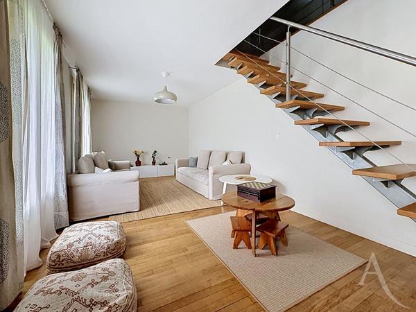 Appartement Mantes La Jolie 5 pièces en duplex 3 chambres et cave