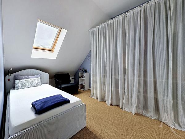 Appartement Mantes La Jolie 5 pièces en duplex 3 chambres et cave