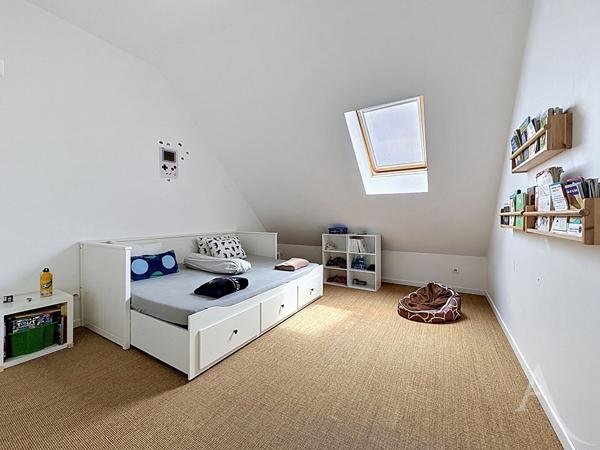 Appartement Mantes La Jolie 5 pièces en duplex 3 chambres et cave
