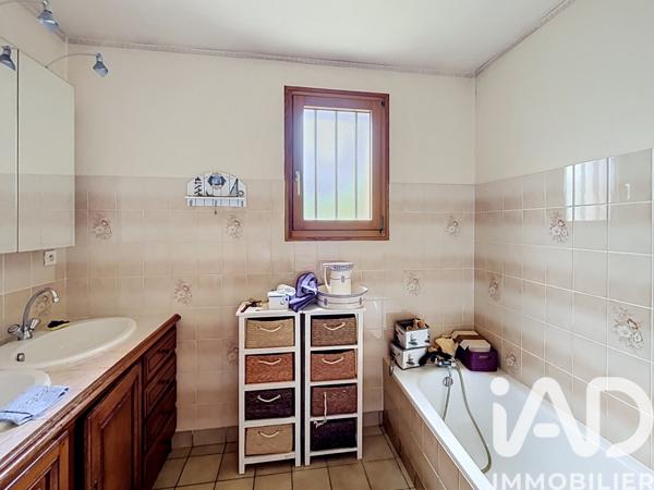 Maison à vendre 5 pièces 217 m² Naintré
