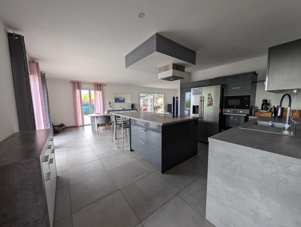 Maison 6 pièces - 195 m² Exclusivité efficity