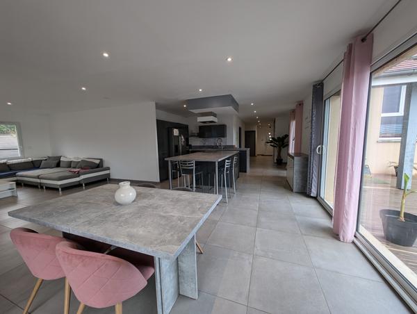 Maison 6 pièces - 195 m² Exclusivité efficity