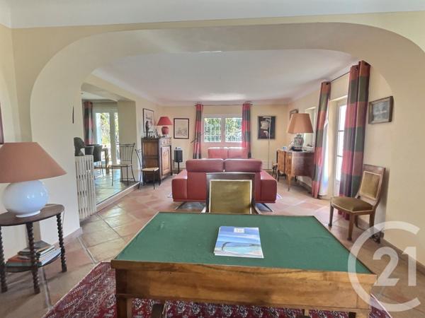 Maison à vendre  9 pièces - 250 m2 CHATEAUNEUF GRASSE - 06
