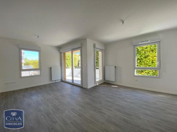 Appartement à louer 4 pièces 74.21m²