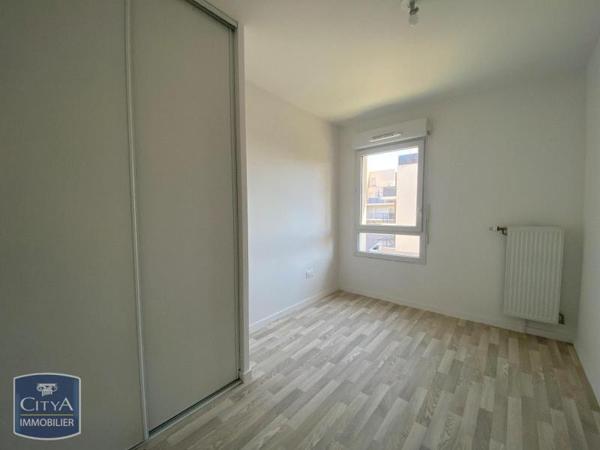 Appartement à louer 4 pièces 74.21m²