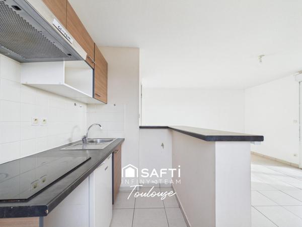 Dernier étage et triple expo :  lumière et tranquillité !