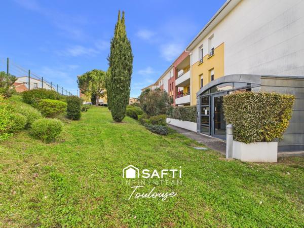 Dernier étage et triple expo :  lumière et tranquillité !