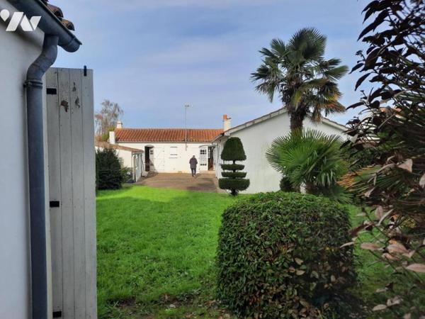 LE FENOUILLER - Centre bourg