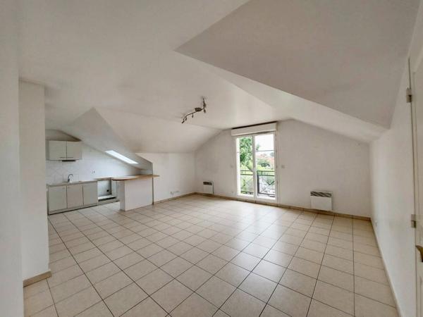 Appartement Sainte-Genevieve-des-Bois - 3 pièce(s) - 66 m2