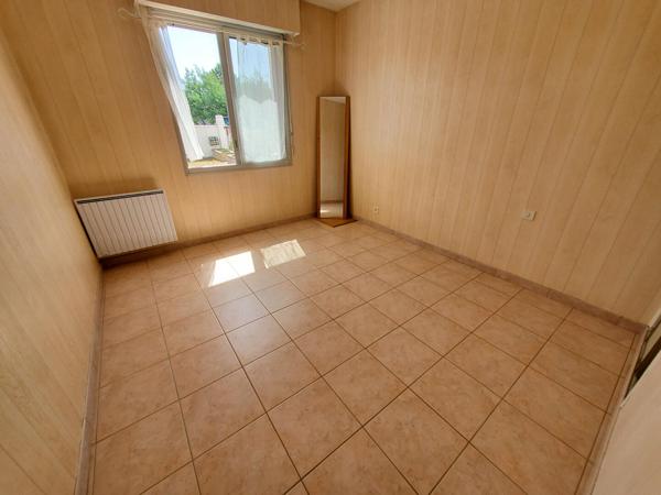 Maison La Gueriniere dans une impasse entre bois des éloux et quartier du fier
