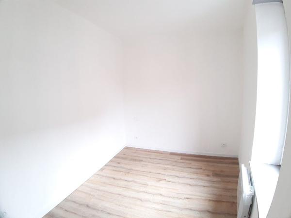 Location Appartement 47.4 m² - Saint-dié-des-vosges 88100