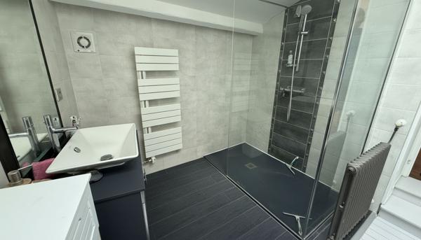 LA CHAIZE LE VICOMTE, MAISON SPACIEUSE EXCLUSIVITE AMANDA