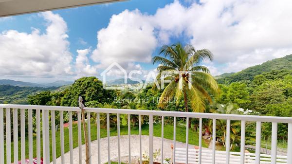 Maison au Vauclin avec vue mer, terrain et potentiel