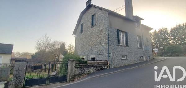 Maison à vendre 9 pièces 305,16 m² Neuvic
