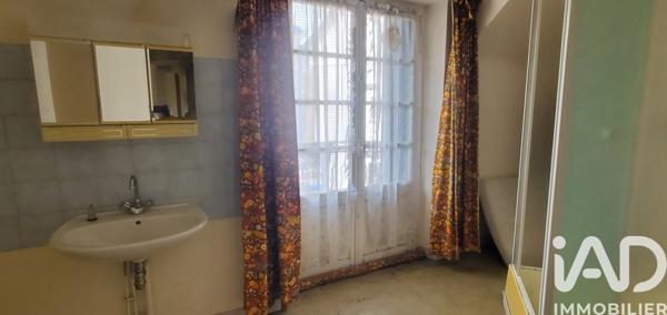 Maison à vendre 9 pièces 305,16 m² Neuvic