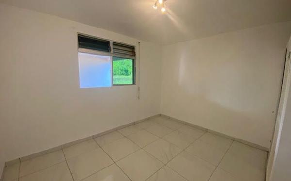 Appartement à louer    2 pièces •  Le Moule