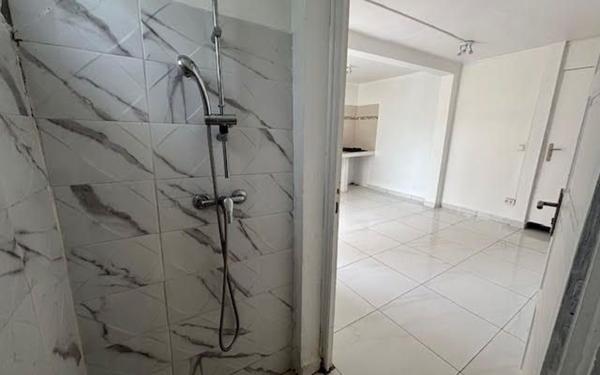 Appartement à louer    2 pièces •  Le Moule