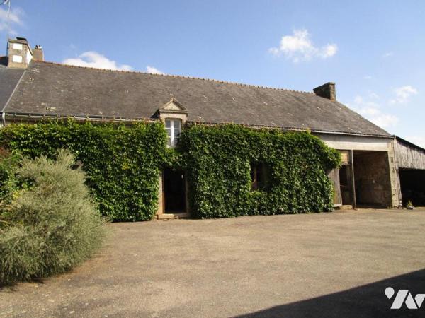 MAISON PIERRES AVEC DEPENDANCES
