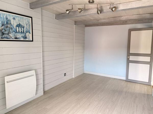 Charmante maison Charentaise avec sa piscine