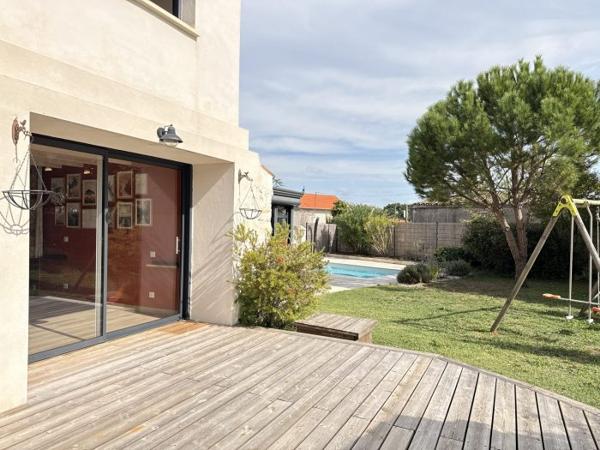 Charmante maison Charentaise avec sa piscine